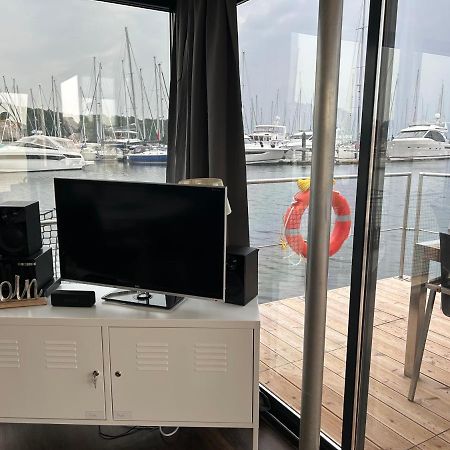 Hausboot Floating 44 In Laboe - Boot 1 - Nikse Villa Екстериор снимка